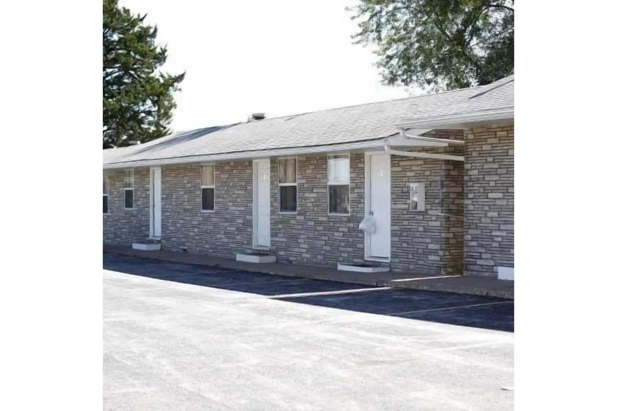 Oyo Travelier Motel Macon ภายนอก รูปภาพ