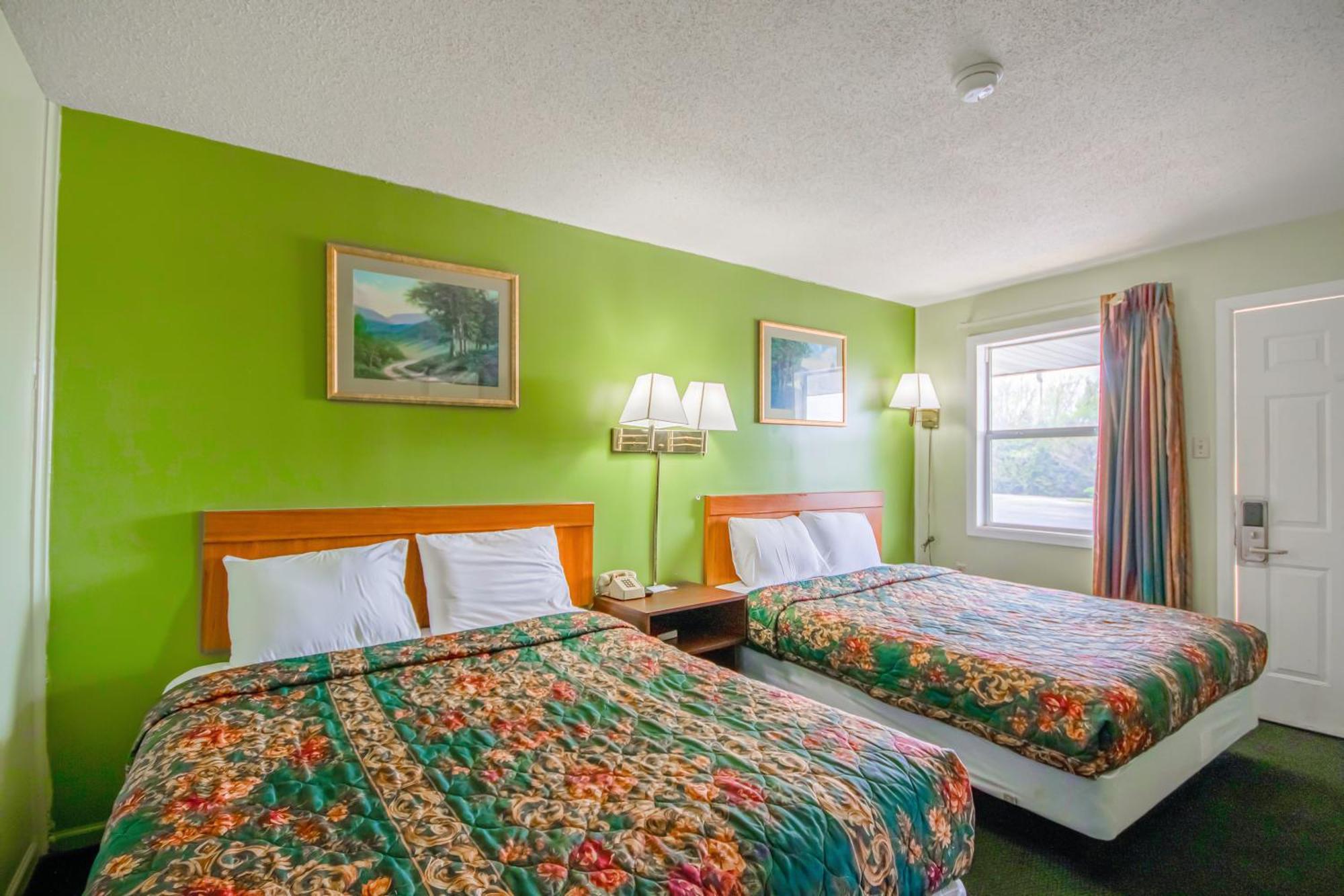 Oyo Travelier Motel Macon ภายนอก รูปภาพ