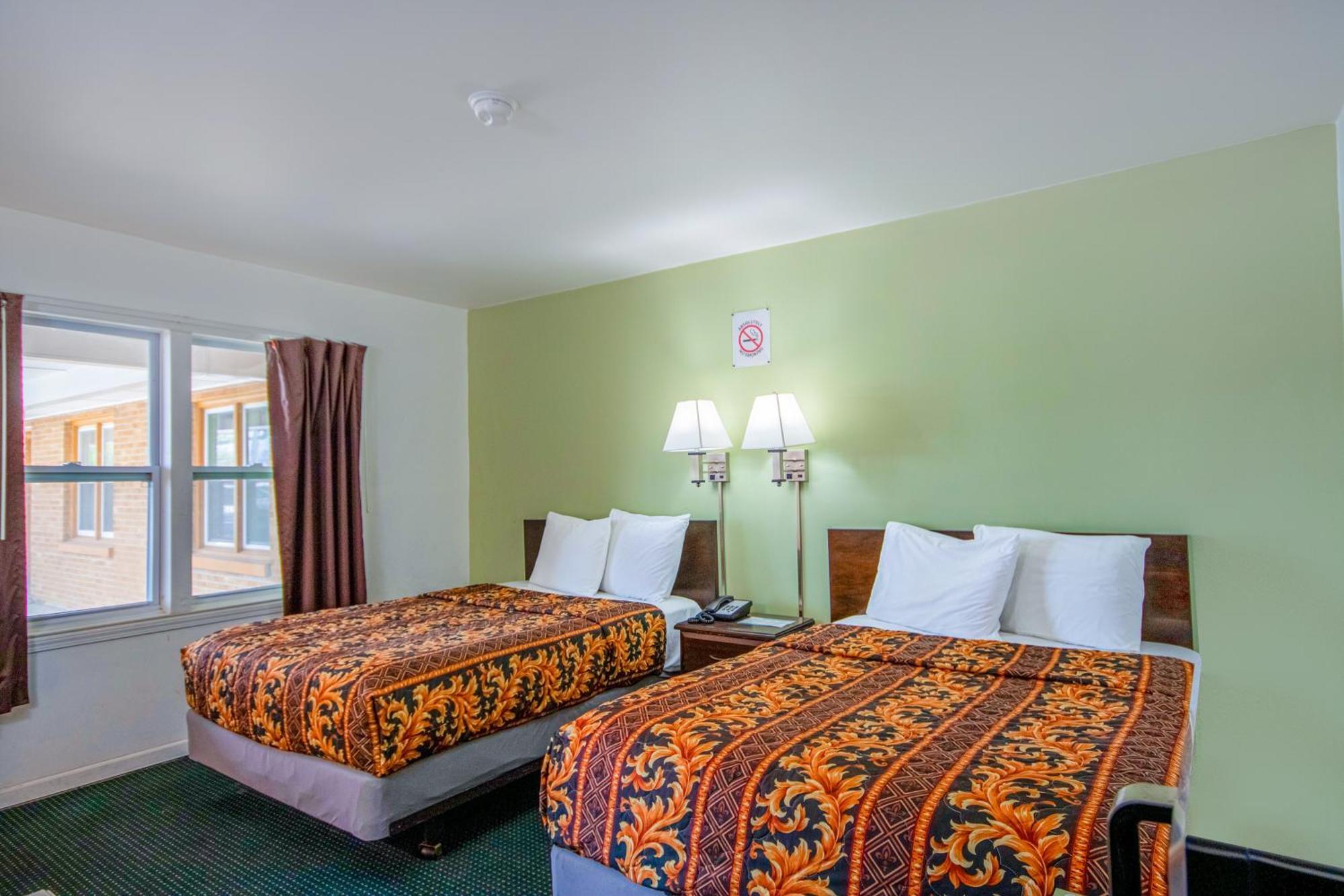Oyo Travelier Motel Macon ภายนอก รูปภาพ