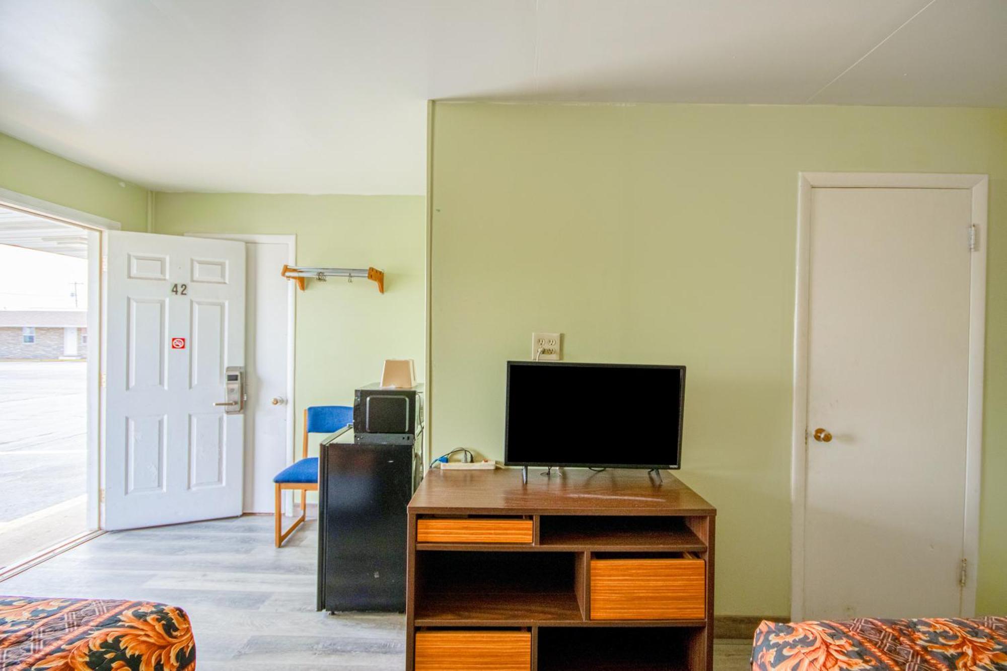 Oyo Travelier Motel Macon ภายนอก รูปภาพ