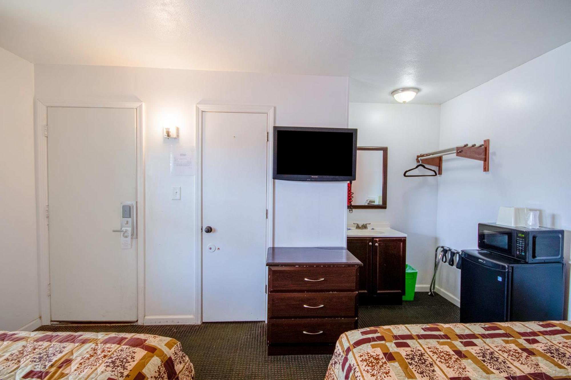 Oyo Travelier Motel Macon ภายนอก รูปภาพ